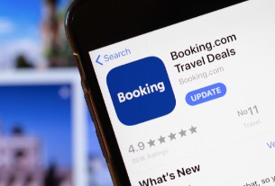 Travel platform Booking.com taps into AI, eyes China